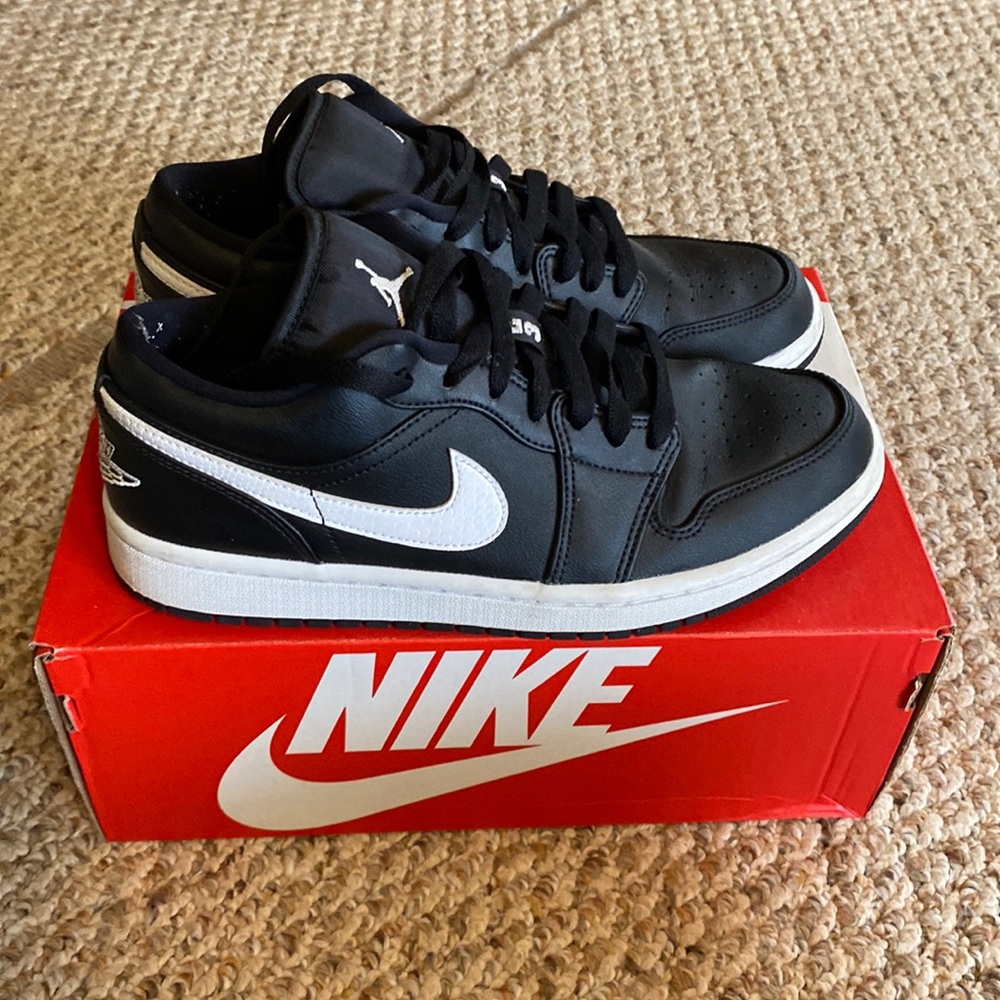 Women’s Air Jordan 1 Low